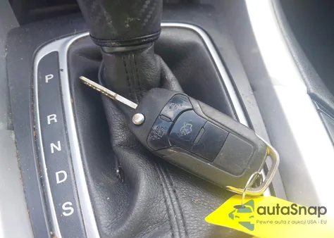 2014 Ford Fusion Se z USA, uszkodzony, nr VIN 3FA6P0HD0ER202315